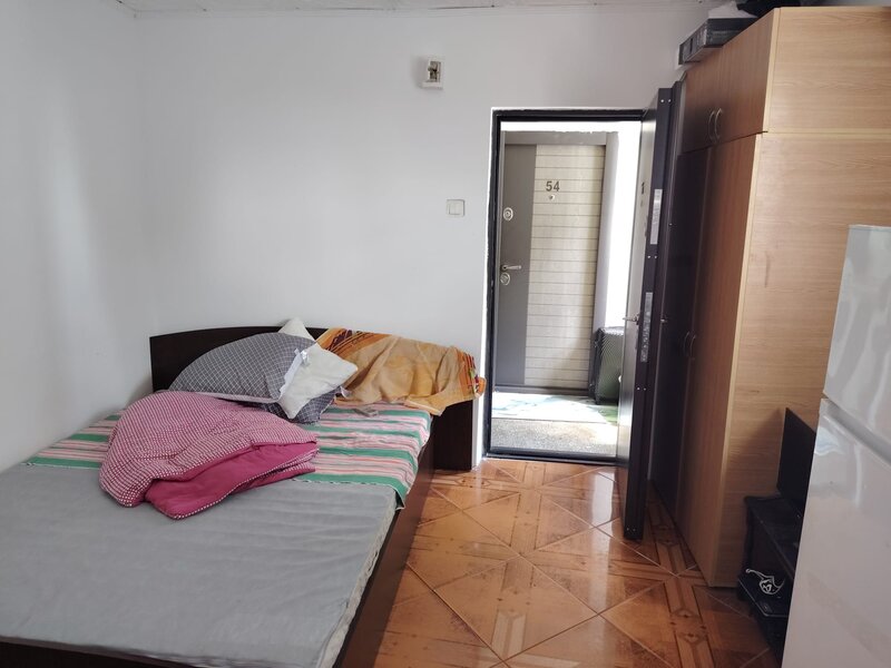 Eroii Revolutiei metrou, Bld Pieptanari