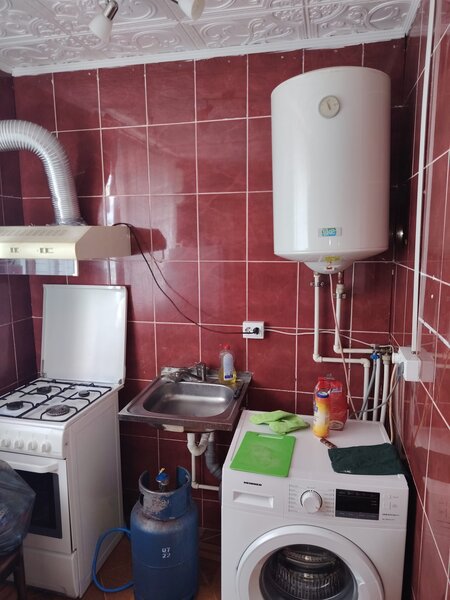 Eroii Revolutiei metrou, Bld Pieptanari